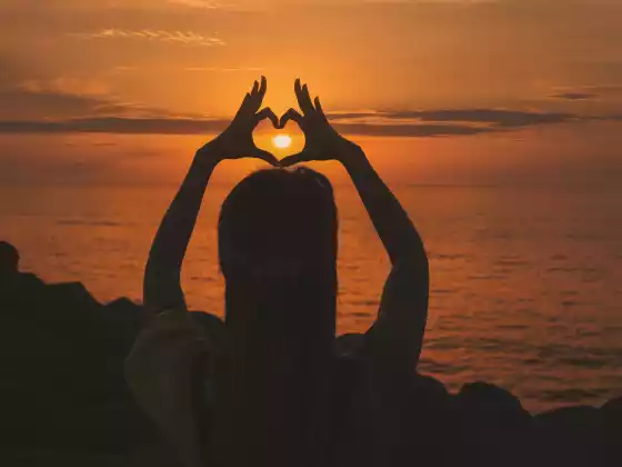 Mantra et méditation pour ouvrir votre chakra du cœur